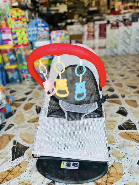 #كرسي_طفل_هزاز_15000الف
#بلوان_مختلفه
 #بــانـــسـب_الاســـعار👌🏾
#يتوفر_لدينا_خدمه_توصيل🚗
                 
العنوان:تكريت القادسيه قطعه 500مقابيل مدخل مجمع الطبي✅
الاستفسار***********
