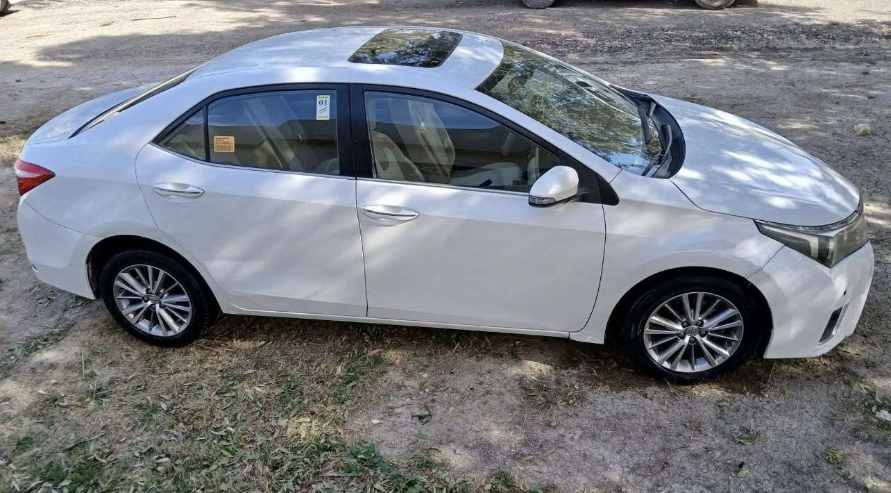 السلام عليكم
كورلاه موديل 14خليجي السياره جاهزه من كل النواحي مكينه كير تبريد تخم تاير صدر حداديه كل جاهز مكفوله من صبغ ومن ضربه ومن فتح وتبديل مكينه 2000 السياره بصمه فتحه تحكم ستيرن حساسات اماميه خلفيه بصمه ابواب بصمه مكان بغداد ***********
