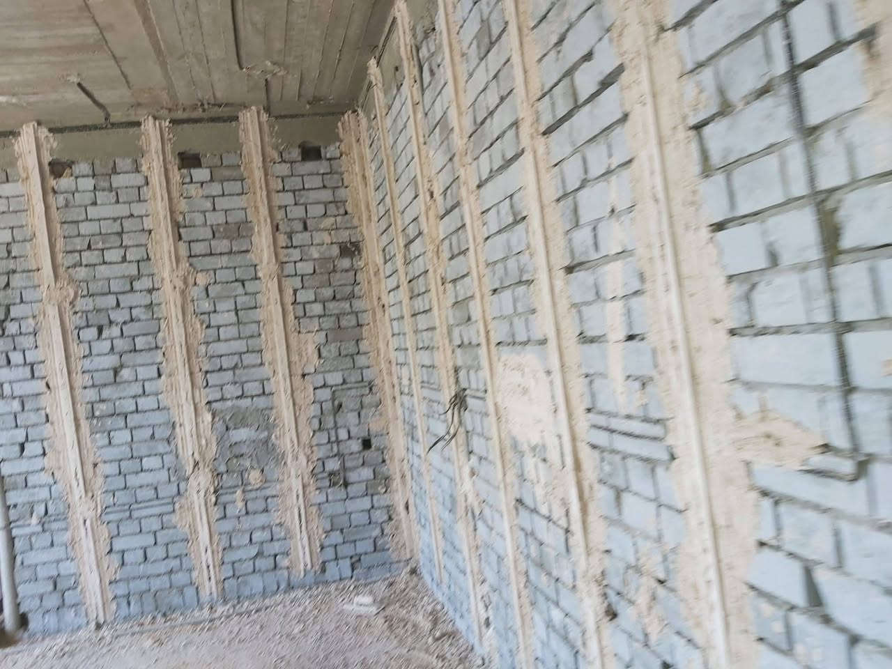 سلام عليكم خلفه جص بورك البخ سقل ناعم البخ جرارء خشن البخ تصفيرمصاطر  تشميع  اشتغل على المتراوقطعي وبخدمت الطيبين شغلي بغداد فقط الستفسارالتصال بلرقم وبخدمتكم *********** والماعنده نساهل وياه ويدلل

