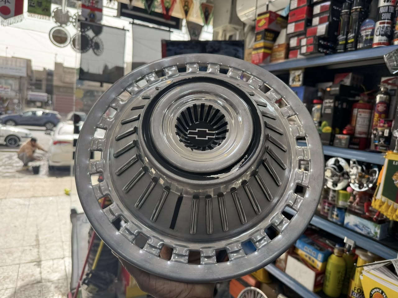 شوفر حجم 15
كماليات حمودي القريشي 
بغداد حي العامل 
***********
