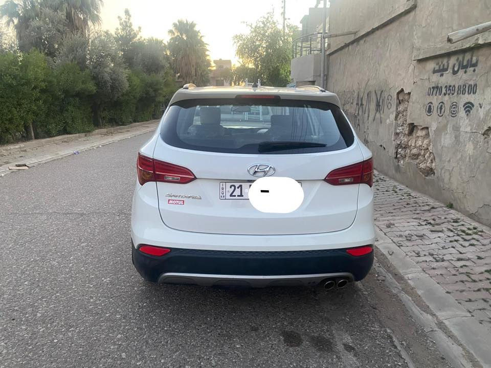هيونداي سنتافي  خليجية 2014 السنويه جديدة لحد 2031 السيارة بدون اي ضرر دون اي صبغ بس مكينة مفتوحه 
وسيارة من شركة بيدنا مكان سيارة كركوك 📍
للاستفسار عن سعر سيارة : ***********
