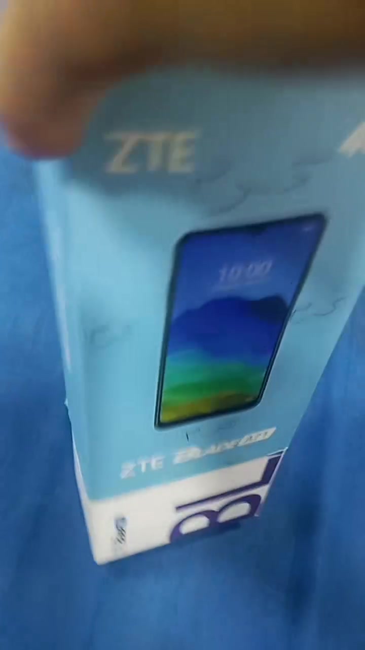 موبايل ZTE/A71 مستعمل بس جديد يعني ما واصل تصليح كامل بس الكفر مصبوغ برتقالي وبي كيبل السعر 125 وبي مجال اشويه الاتصال على الرقم التالي *********** بي واتس
