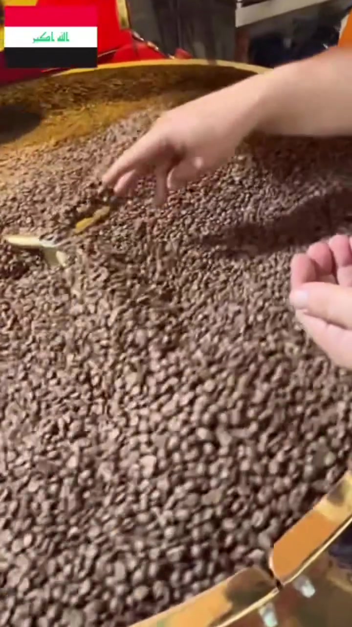 لأول مرة في العراق...
تحميص يومي وطحن يومي يضمن لك أقصى درجات الطزاجة والنكهة، بمستوى ينافس أشهر العلامات التجارية العالمية.

في محمصة ذهب لا نخزن القهوة لأشهر طويلة، بل نحمصها ونطحنها باستمرار لتصل إليك بأفضل رائحة وأغنى مذاق.

☕ بلند ذهب توليفة فاخرة من أجود حبوب القهوة المختصة لعشاق الإسبريسو والقهوة الكريمية المتوازنة.

☕ بلند يماني مزيج مميز مستوحى من أصالة البن اليماني ونكهته الغنية الفريدة.

☕ بلند كلاسيك طعم القهوة التقليدية الذي يعشقه الجميع، بتوازن مثالي بين القوة والنعومة.

☕ القهوة الشقراء السعودية تحميص فاتح ونكهة عربية أصيلة مناسبة للضيافة والمجالس.

☕ القهوة التركية المطحونة تحميص وطحن يومي للحصول على رغوة غنية وطعم لا يُنسى.

✔ تحميص يومي✔ طحن يومي حسب الطلب✔ حبوب مختارة بعناية✔ نكهات ثابتة وجودة عالية✔ بيع بالمفرد والجملة

محمصة ذهب...حين تتحول القهوة من مشروب يومي إلى تجربة تستحق التكرار.
توصيل 🚚 لكل أنحاء بلاد الرافدين 

📞 ***********
