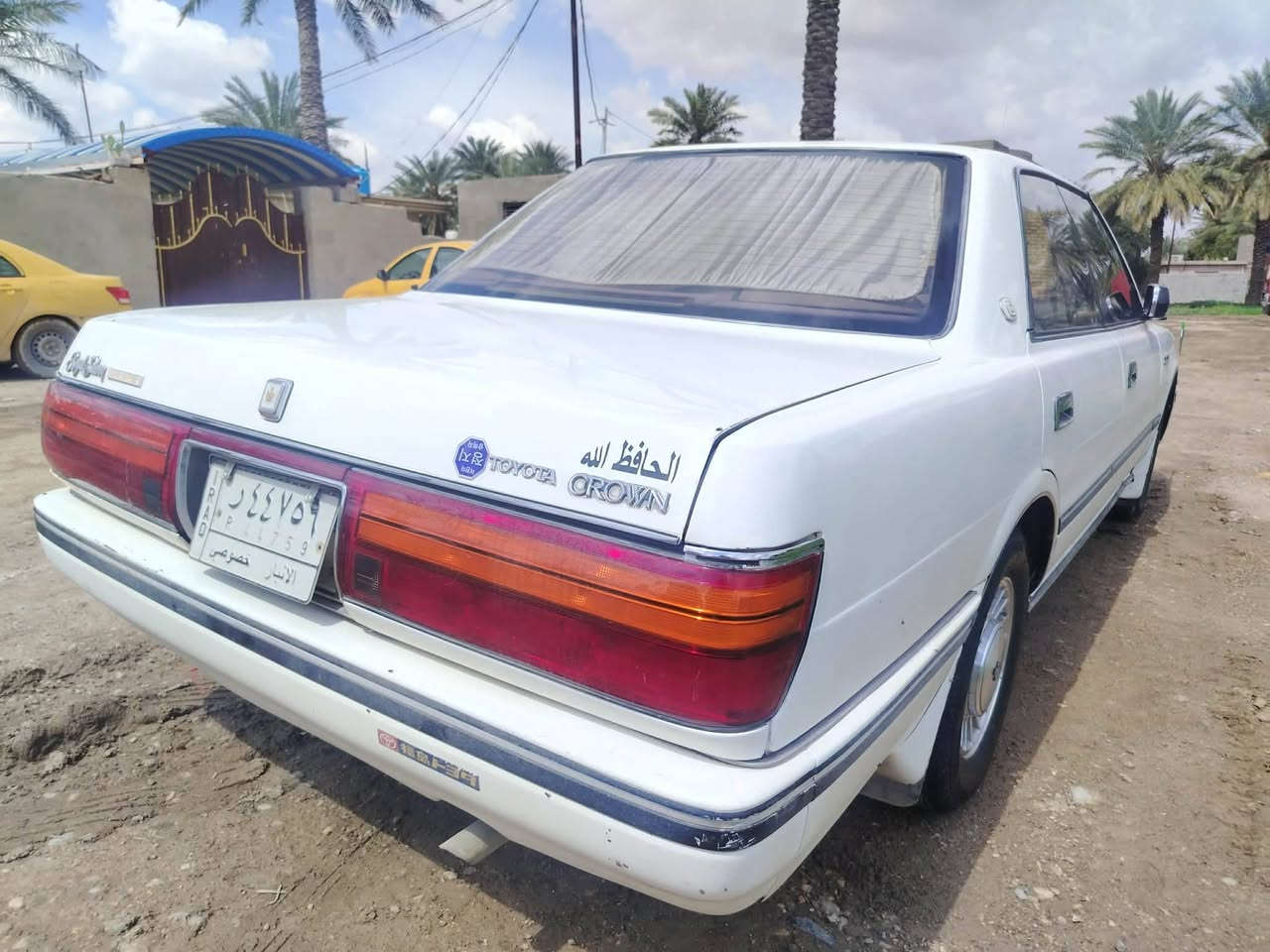 هرتوب جريه موديل 90سياره احله من صور مكينه ونجي كشن كهرباي بيها ضربه جاملغ خلفي يمنه بدون داخل تحويل مباشر سنويه جديده بيع مراوس حسب القناعه واسط مركز المدينه داخل كارتون ***********سعر65 غير دور نضيف لاتجيني وتكلي بعتها توني ب45 ياخي هاي سياره جديده وجماعت الخاص بداعت وليدك لاتراسل ماعدك رصيد رمش واني خابرك
