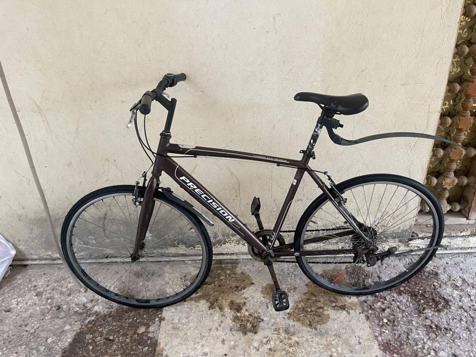 سلام عليكم باسكل للبيع c700 ماركة برسشن ماركة عالمية المنيوم الباسكل يخبل ريشه فريم عالي كله شغال نظافه حلوه حجم 28 باسكل فقط بيه بنجر خلفي وماعندي مجال اسوي 
السعر 85 الف وبيه مجال بسيط حك الجية بسيط جدا حك الجية 
مكاني بغداد السيدية 
للاستفسار ***********
