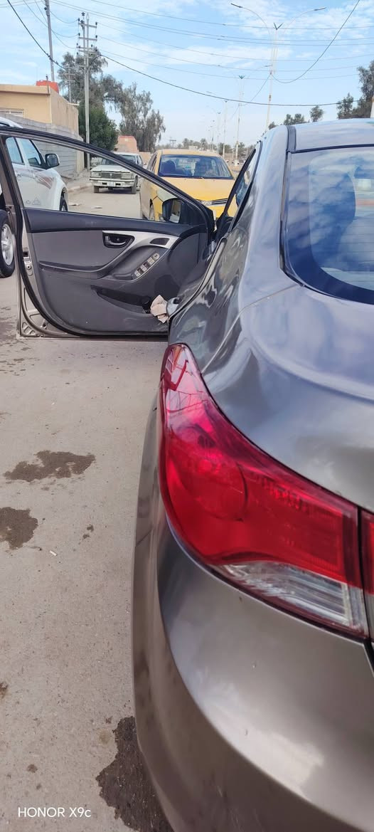 النتره موديل ١٤ جاهزه بيها سنويه ل٢٩ رقم شمالي انكليزي جاهز المكان سماوه سعرها ٤٤ وبيها مجال..
***********
