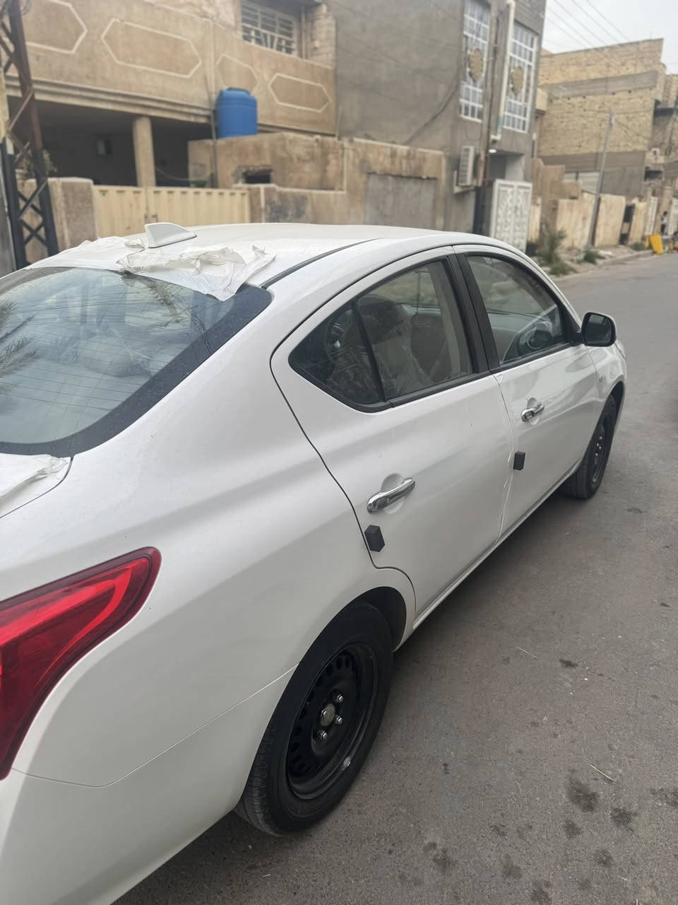 السلام عليكم 
للبيع نيسان سني ٢٠٢٥ بغداد زيرو 
هندي ضمان شركة السور 
مكفولةً مكان السيارة بغداد 
باسمي تحويل مضمون 
رقم هاتف ***********
