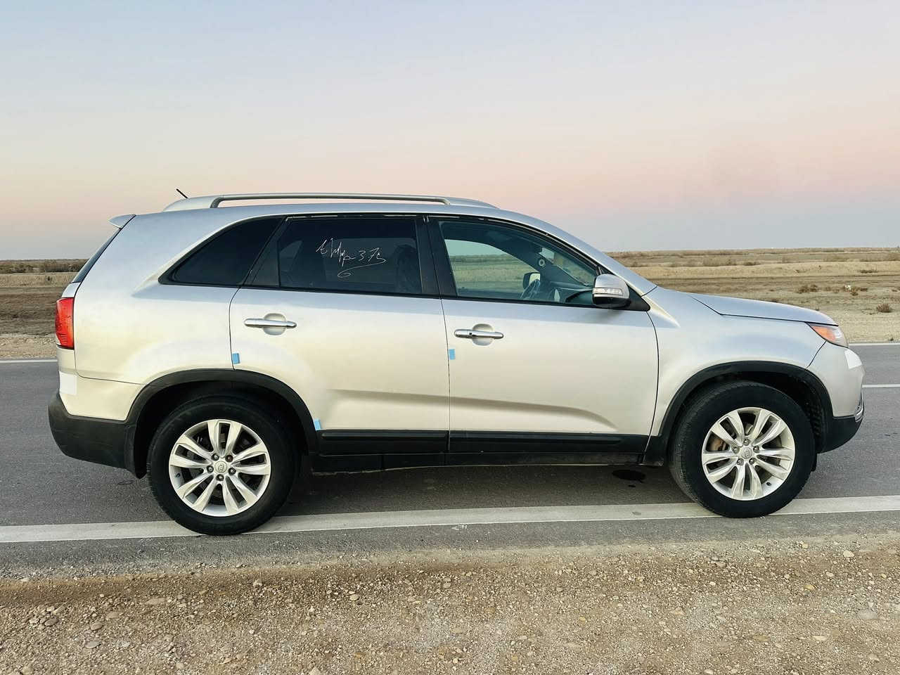 السلام عليكم ورحمة الله 
سورنتو للبيع 2013 گااز
ادوات ادوات ادوات 
متوم طبق الاصل 
ارقام شمالي وسنويه 
وكاله بسم المشتري 
كصه جنطه 
دخول جديد
مكينه 4 سلندر كاز
سوبر جارج 
فوول مواصفات 
بصمه تشغيل 
بصمة بوب 
شاشه كبيره كامره خلفيه
حساسات خلفيه 
تبريد وتدفئه 
7 راكب 3 قطع تبريد
حداديه فول 
تخم تاير كارتون 
كلشي شغال مابيه اي نقص
السياره كارتون
 جاهزه ع الاخير 
مال جناااي 
السعر 60 ورقه 
وبيه مجال حق الجيه 
المكان ذي قار النصر 
لاتصال ***********
