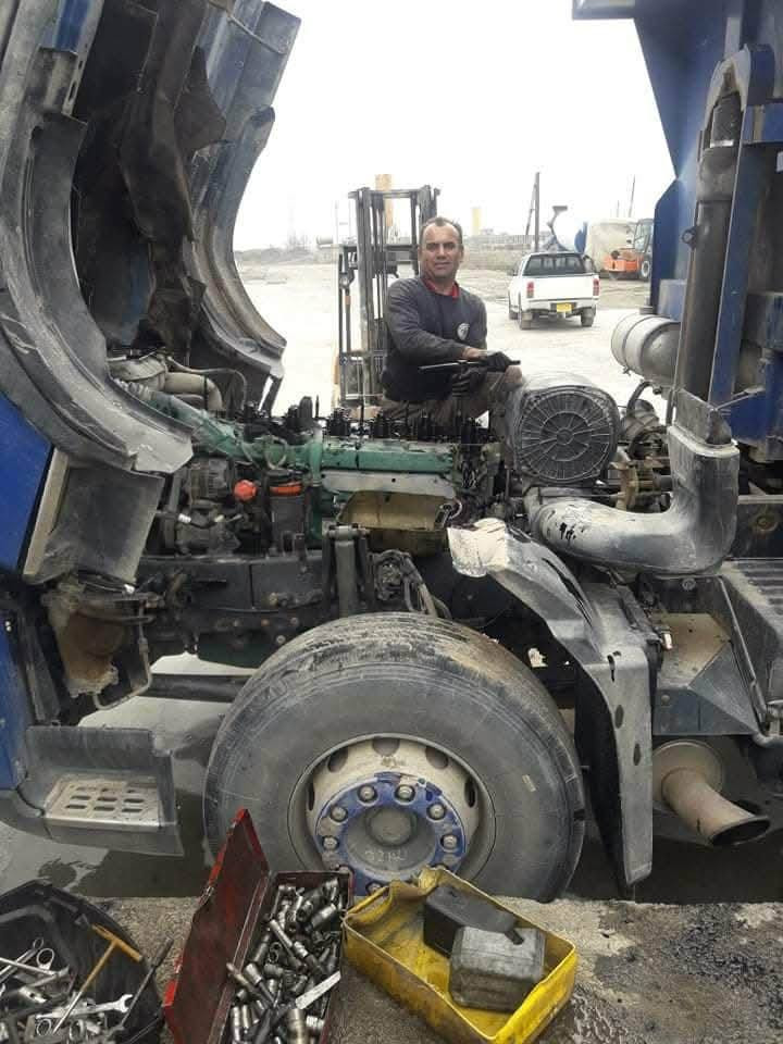 سڵاو .هاوڕەیان .وەستا حسێن ڤاندام  ئامادەیە بۆ تەحمیل کردونو جاک کردنی هەموو جۆرە ئامێرەکانی گاز وەکو.(تراکتۆر شۆفل حەفارە ڕافیحە..لە شوێنی خۆی بە هەرزانترین نرخ.***********
