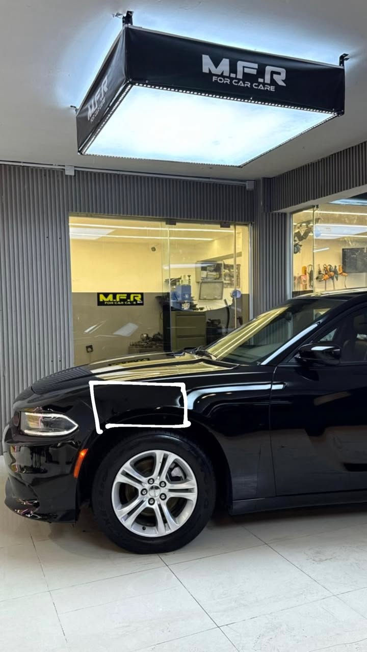 السلام  عليكم فقط الي يدور نضيف وجديد 
حادث السيارة بسيط جداً جداً 
شبرين صبغ بالجاملغ مأشرة بالصور  بدون 
ايرباك بجم كبس 
جارجر sxt بلاس  6 سلندر موديل 2020 فول مواصفات للأخير 
فتحة     
*شفتات 
كشنات  خزن و كهرباء وحار بارد 
ستيرن تدفةة
*كشن حضن
كشنات خزن ميموري
كشن خلفي هيتر 
سستم صوت بلادي  
تبريد قطعتين 
*محدد السرعه
*تشغيل عن بعد
*كامره خلفيه 
** حساسات خلفيه
*شاشه كار بلي
*دخول ذكي بصمه 
تشغيل عن بعد 
رادار جانبي
السيارة رقم بغداد تحويل ثاني يوم

السعر 238 وبيها مجال بسيط جداً 
للاستفسار اكثر ***********
مكاني بغداد الدورة
