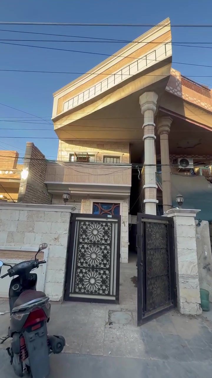 بيت للبيع صاير على شارع 20حريه حي السلام شارع 20
بيت بسعر بيت بالأفرع 
اللاستفسار ***********
