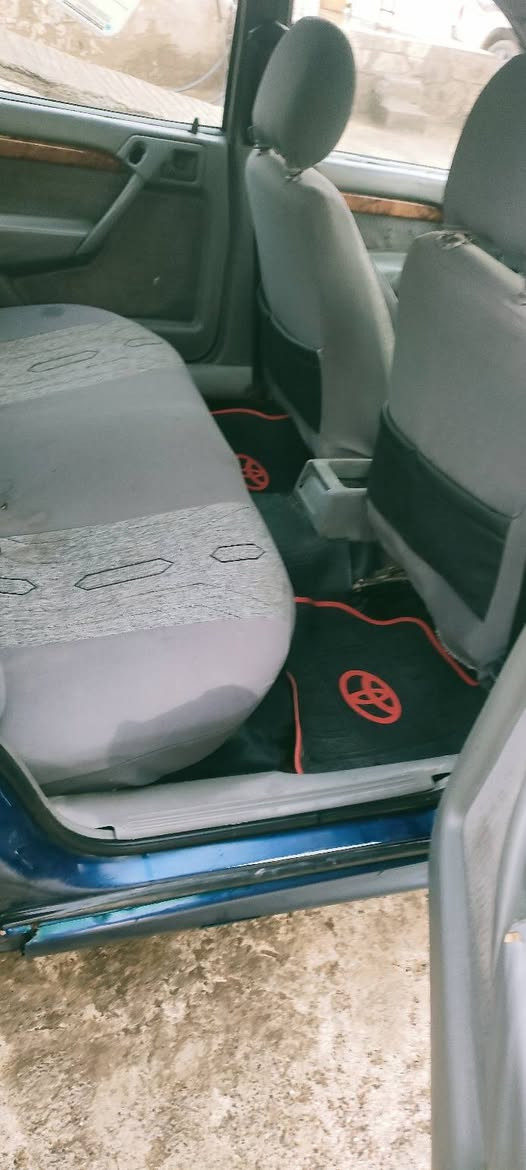 السلام عليكم سيارة فكترا موديل 93رقم نينوى سنويه الى2028محركها موديل 98 طخم تاير جديد باتري جديد تدفئه فول سياره ماتصرف عليها ربع السعر 40 وبيها مجال قليل للأستفسار على الرقم ***********
