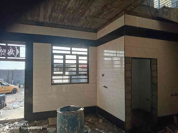 خلفه تطبيك سراميك جدران هاذي *********** وتساب شتغل على يومي على المتر مكاني سبع البور البصام
