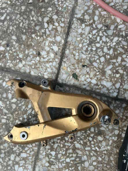 السلام عليكم تفصيخ سكنس
هاوزن ب10
صلنصه صجميه امل حساس ب20
كاعيه مال سكنس لد طلاعات ب20 
سبايدر فحل ب10 
شوته مال سكنس لد كامله ب10 
مكاني بغداد حي الجامعه وتساب ***********
