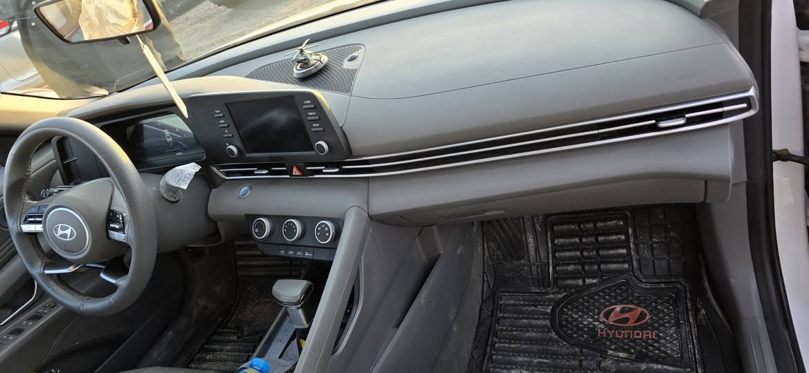 النترا خليجي مديل 2024 سياره نضيفه  كلش كفاله ماشيه 36الف فقط عنوان البصره  فول موصفات  بنو رامه اربع انضمه  محرك 2000 دوش  رقم *********** السعر 193بيه مجال حق جيه فقط شط العرب, البصرة
