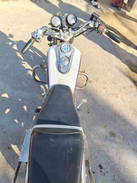 دراجة للبيع جني موديل 16

المكان ديالى ناحية كنعان

السعر 350وبيهة مجال 

للستفسار خاص او واتساب 

***********
