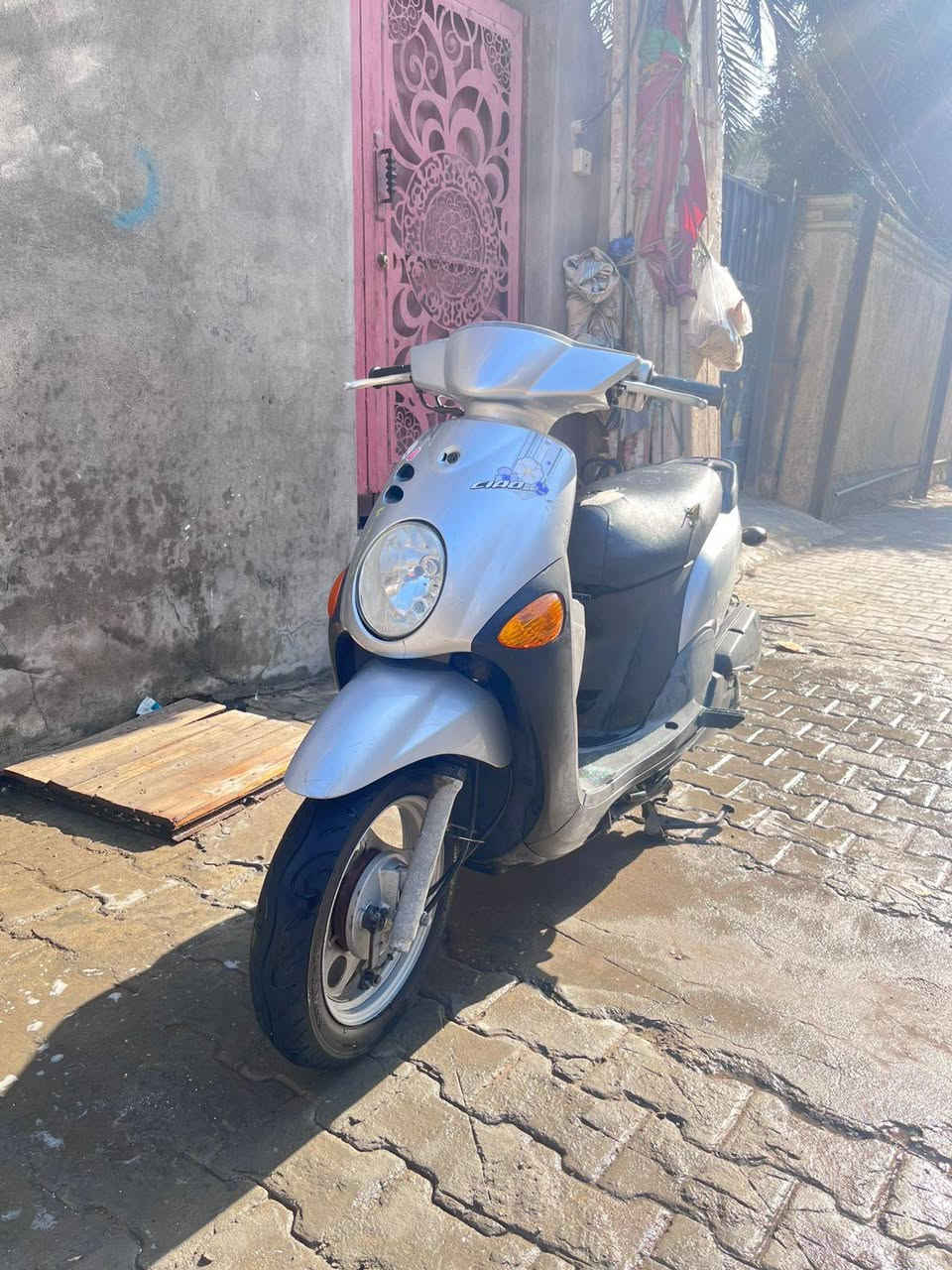 سلام عليكم
دراجه فله موديل 2010 مكفوله كفاله عامه صار اقل الشهر نازله 
التواصل خاص او عل رقم‏‪***********‬‏ السعر خاص
