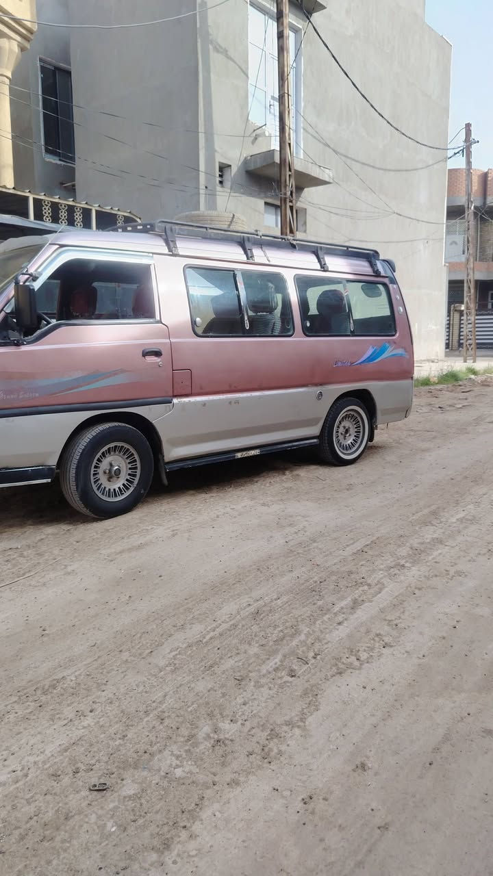 السلام عليكم سياره هوندا للبيع موديل 96 سياره مكفوله كفاله عامه من كير ومحرك واكسل تخم تاير سياره خير من الله سياره باسمي تحويل ثاني يوم سعر 63 وبيها مجال للشرايه الاتصال على الرقم ***********
***********
