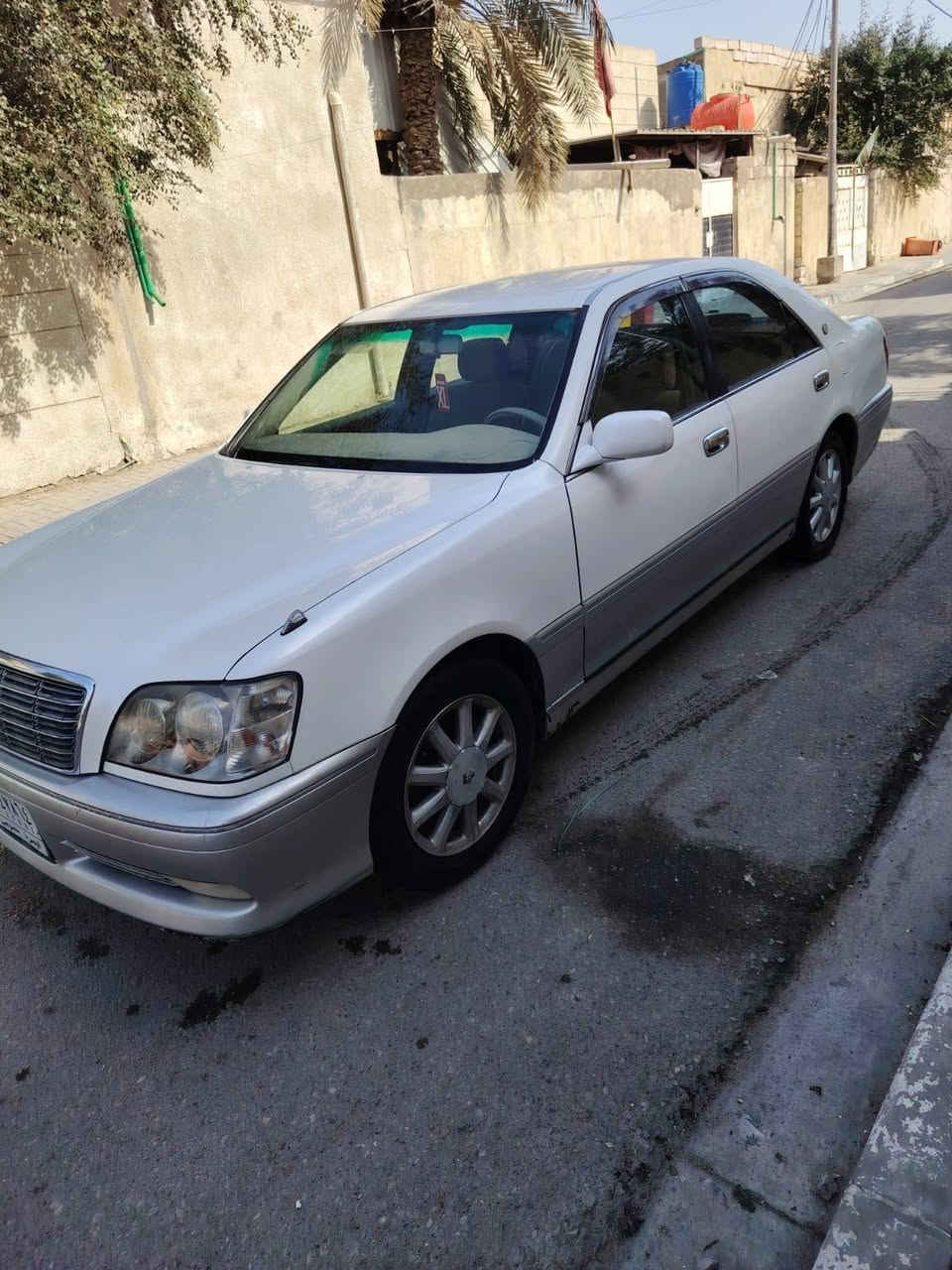 سلام عليكم سياره كصتين قرار 48
محرك فيفيتي بسمي تحويل ثاني يوم مكان السياره 
بصره القبله البريد رقم الهاتف ***********
السعر 100 او بيه مجال
