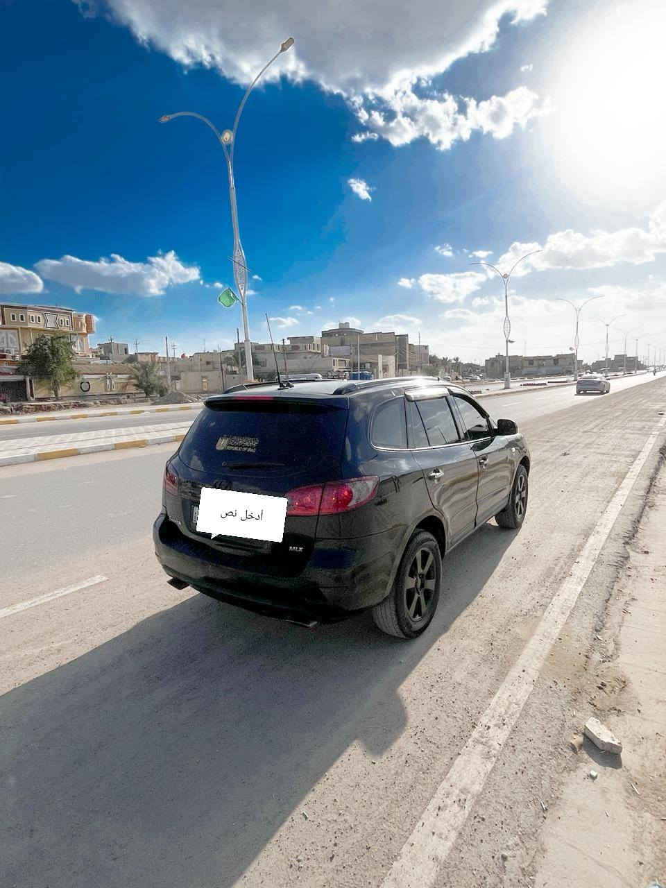 سنتافي 2009 ادوات ادوات كصه كاز السياره فول مواصفات
7راكب تحكم استيرن جهتين  بصمه بيبان 
نظام اسكورت قفل سرعه ثلاجه بالفرس تبريد خلفي امامي
نظام ايكو اقتصادي دواخل جلد مميز مري شفط مرقم انكليزي شمالي
السعر60ورقه وبيها مجال كلش بصيط حق الجيه 
مكان السياره ذي قار لاستفسار الاتصال *********** علمآ السياره احله من الصور ودخول جديد
