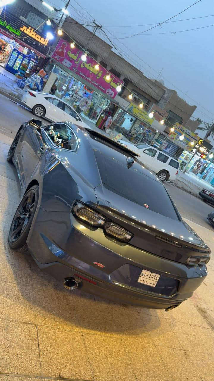السلام عليكم 🫡
🔥 كمارو للبيع او مراوس ايكوبوست موديل 2023 🔥

السياره رقم بغداد خصوصي

* محرك 4 سلندر تيربو
* كير أوتوماتيك
* شاشة كبيرة + نظام Apple CarPlay و Android Auto
* كاميرا خلفية 
* تشغيل بصمة 

* نظيفة، استخدام شخصي
* حوادث (بيها بارد وصبغ جاملغ وربع بنيد)
السعر 140$ بيها مجال 
للتواصل على هذا الرقم : ***********
