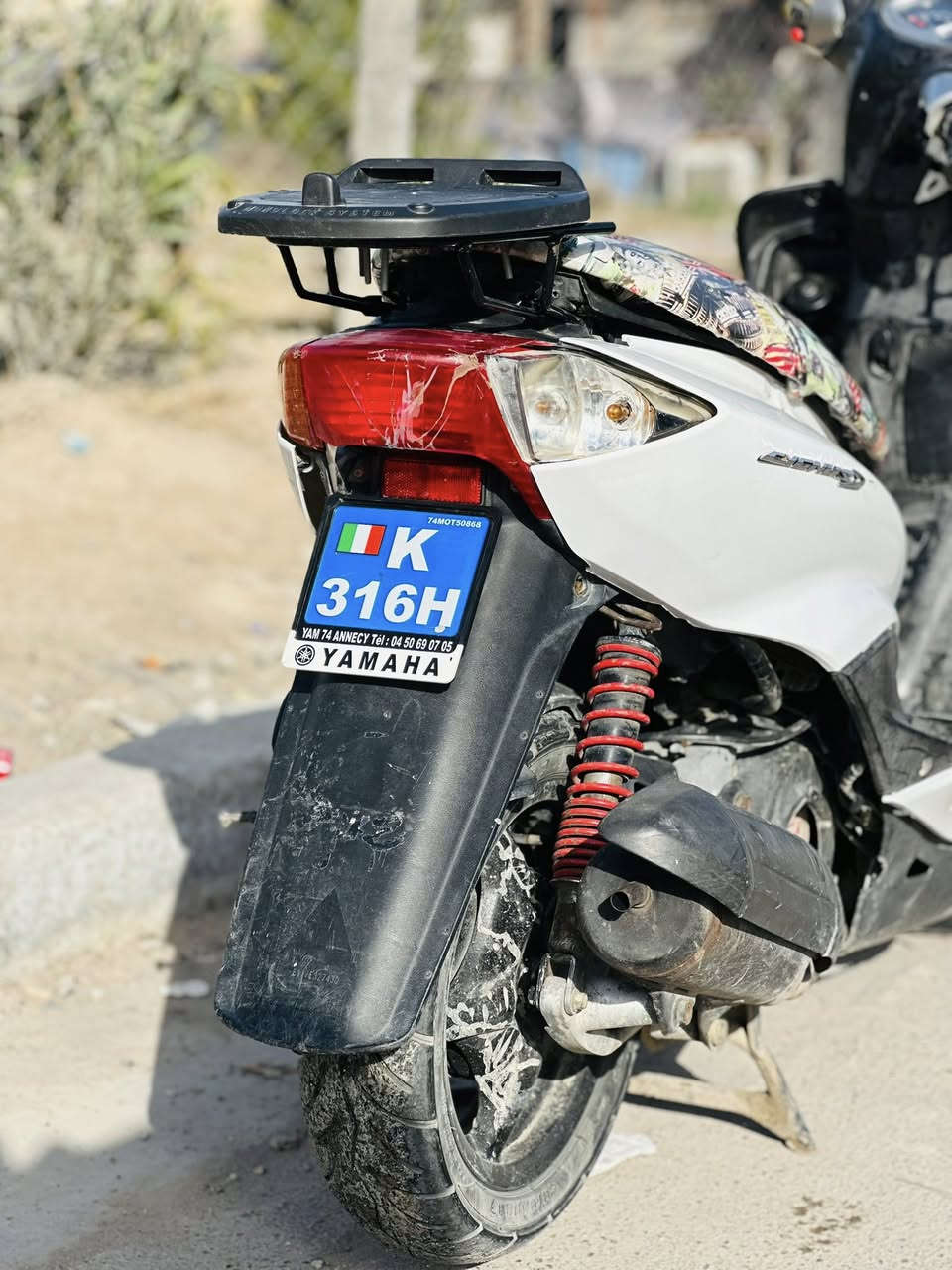 سلام عليكم سكنس نثيه 110للبيع نكره سلف  كهربائيتها شغاله من طول لطول السعر 300وبيها مجال العنوان بغداد ‭

‭0777 203 1186‬
