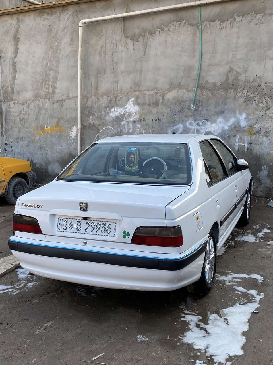 سلام عليكم بيجو بارص مديل 25 بيها بارد جوا البك الايت والباقي مكفول سياره جديده ماشيه 19 وسياره حرا بسمي تريد وكاله تريد تحويل بل خدمه مكينه كير مكفولت الخير سياره خير من الله كبل الشارع (سعر 91) وبيها مجال الطيبين مكاني البصره ***********بي وتساب
