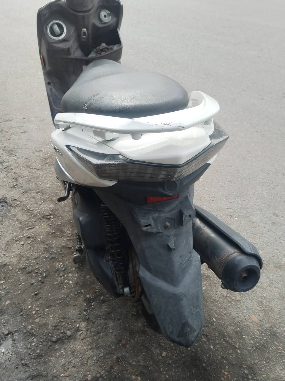 السلام وعليكم سنكس لد قبق نفخ ياباني دراجه خير من الله صوتها مينسمع معدل يموت كلها شغاله
سعرها مليون و200
بغداد الجديده شارع المسبح
***********
