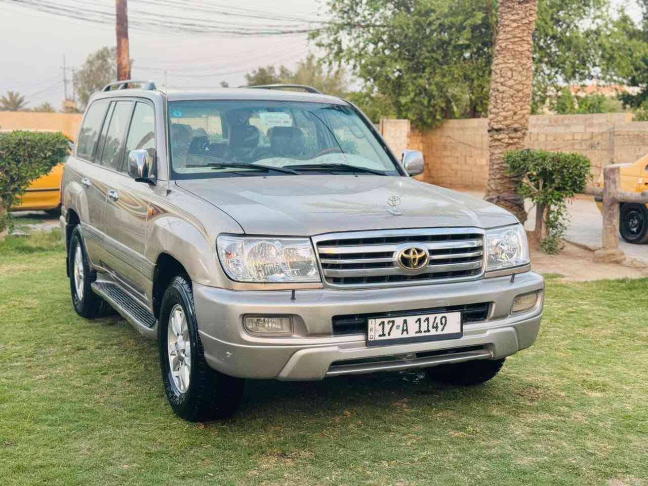 لاندكروز موديل 2006 بسمي مكاني بغداد السيارة كفالة بدون صبغ بدون بارد
محرك 6V برغي مامفتوح بيهة بل عافية علا ياخذهة 
    بدون تبديل سيارة جديدة بل عافية علا ياخذهة سعر مناسب
     ***********...... ***********
