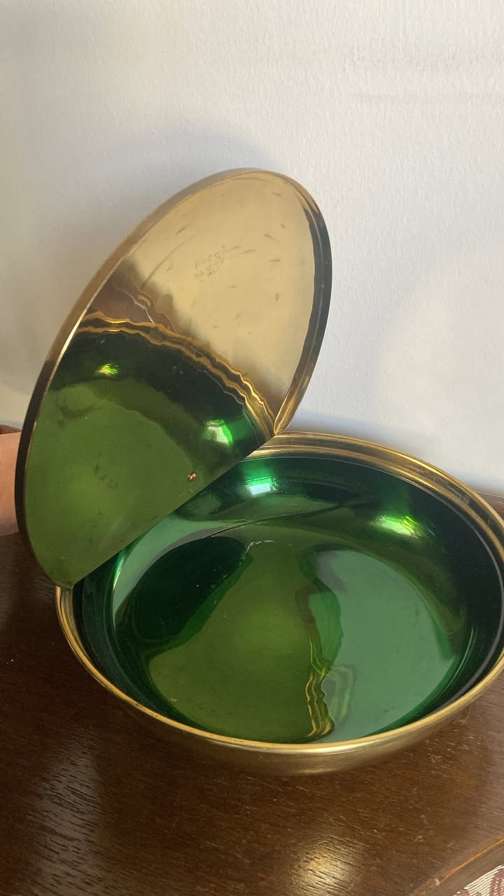 مقلاة عدد 2 نحاس من الانتيك المميز كل قطعة سعر للاستفسار والتواصل ع الخاص


**إذا كنت صاحب هذا الإعلان وتريد حذفه لأي سبب، رجاءا أرسل رسالة إلى الدعم الفني**