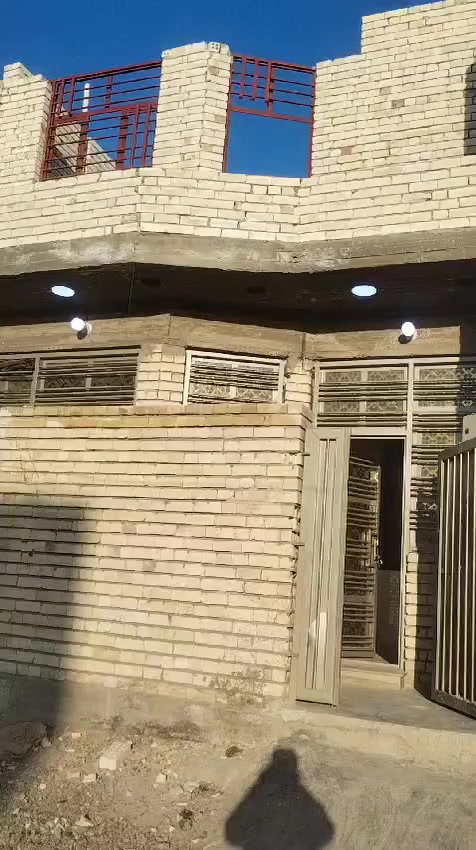 سلام عليكم بيت للبيع في مساحه ٦٢ طابو صرف منطقة الامانه واجهه ٦وربع ونزل ١٠ وتفاصيل البيت موضح كما في الفديو الاستفسار *********** ابو نمر
