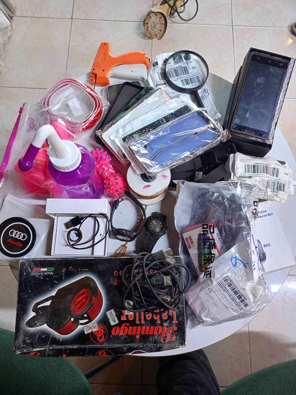 السلام عليكم من رخصة صاخب المروب مجموة للبيع شغالات السعر 135 المكان الكاظمية هاتف ***********
لايوجد توصيل
الكاظمية الطي البلور الديوات اصلي
