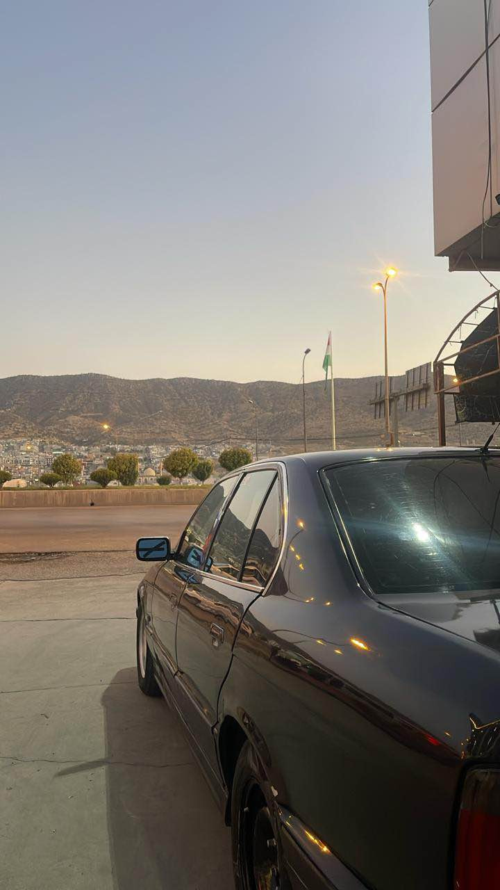 Bmw 525i 1992 فول توماتيك سلايت كير ماكينه تحويل غرامه شه رت عام باخ بوو جانى ٧ ورقه غرامه سه رن سعر ٥٥ بيجه ك مجال *********** دهوك, العراق
