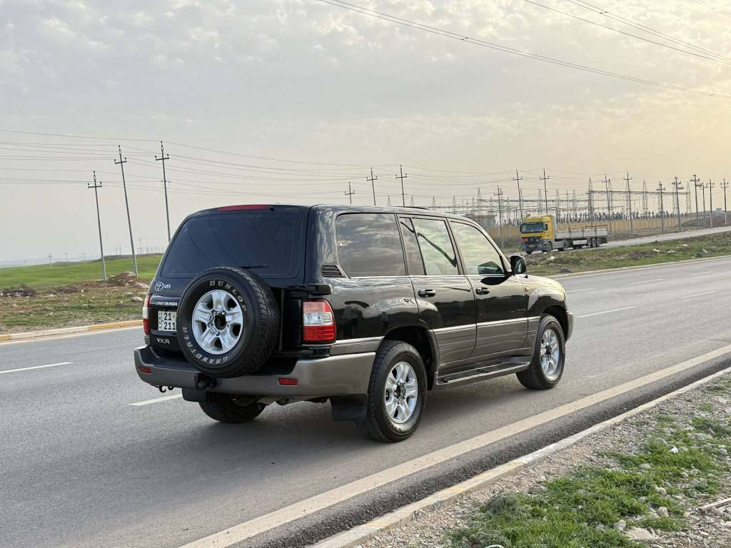 مؤنيكا 2006 قەتەری V8 فول مواسەفات  هەشت پستن، سەلاجە ،تەبرید مەرکەزی
 ناوزەرد ABS سلاید ، گێڕتۆماتیک
بەشەرتی  گێر ومەکینە و تەبرید
سەنەوی  نوێیە  رەقەمی نوێیە
سبوخ عامە پێشودوای لێدانی نیە زۆرجوانە 
نرخ 154 $ 
***********
*********** السليمانية, العراق
