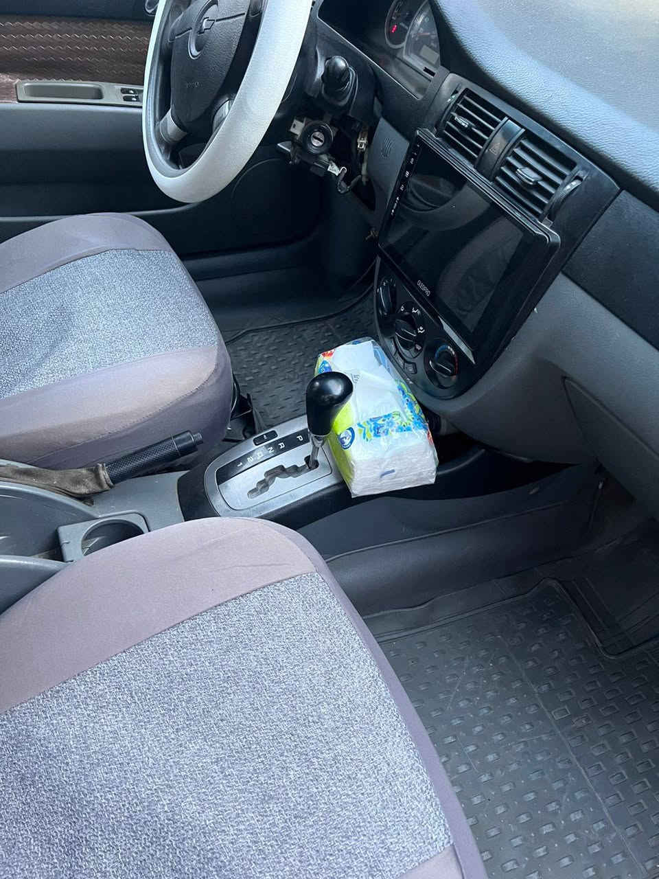 سلام وعليكم اوبترا البيع مديل 11السياره كفاله ماعده الهلالات واحده من الدوسات صبق والباقي كفاله رقم جديد السياره كلش حلوه تبريد شاشه كهربايات كله شغاله السعر ٨٠ وبيه مجال العنوان البصره المعقل انه مكالف بنشر هاذه رقم راعيه ***********
