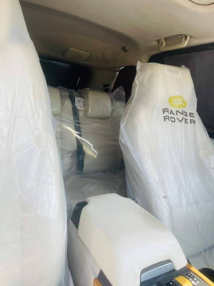 رانج روفر موديل ٦ومحدث ١٣ 
سيارة جاهزة والمواصفات معروفه مال الرانج مراوس بسيارة ناصية او بيع وسعرها مناسب جدا للي حاب يصعد رانج شعندك نزل والله الموفق
 مكاني ديوانية المركز


**إذا كنت صاحب هذا الإعلان وتريد حذفه لأي سبب، رجاءا أرسل رسالة إلى الدعم الفني**