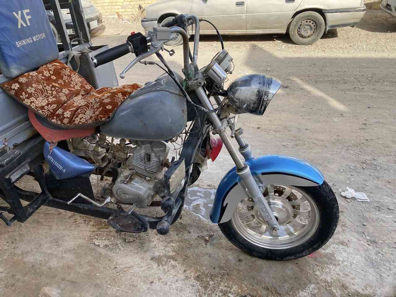 ستوته للبيع 2016مكينه٢٠٢٤ دراجه ما عيزه شي كبل للشغل هاي كدام عينك سعر ٩٥٠./***********
