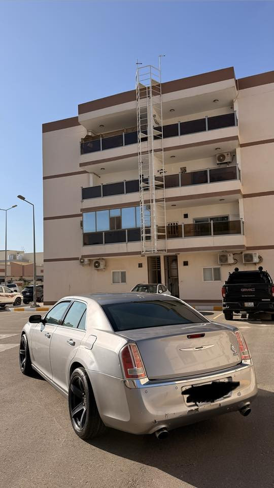 يا الله المهم صلي على محمد وآل محمد البيع اوبامه متومه اربيل ما أبيع لك إذا ما دكها حاسبها وتفحص الرقام متومه اربيل رقام وسنويه طبق لأصل على الشاصي
2014 مكينه5.7هيمي كفاله محرك كير حداديه تبريد تدفئه كهربائيات بشرط تفحص وين ما يعجبك ربع ما تصرف عليها واثق من كلامي وسولف كصه جنطه بدون  ضربه ومعجون بيها بعض الرشات فول مواصفات ما عدا الفتحة غرفتها زيررو تخم تاير ويل20
سياره يعجز السان عن وصفها متعوب عليها وجديده بس الضروف حكمت موفق ال ياخذها مكانها بصره. السعر58وبيها مجال تعجبك هلا بيك ما تعجبك لا تعلق رحمه ال موتاك لاستفسار ‭0773 837 7863‬
