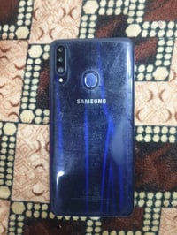 سامسونك A20s الذاكره ٣٢ الجهاز لوك ما مفتوح السعر ٥٠ /ضمان يوم كامل ال...