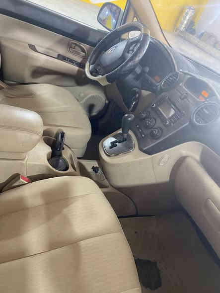 كيا كارنز  خليجي فول مواصفات مكينه ٢٠٠٠ بيها قطعتين صبغ مكاني بغداد راشديه السعر ١٢٢ وبيها مجال بسيط ٧ راكب ***********
موديل ٢٠١٢
