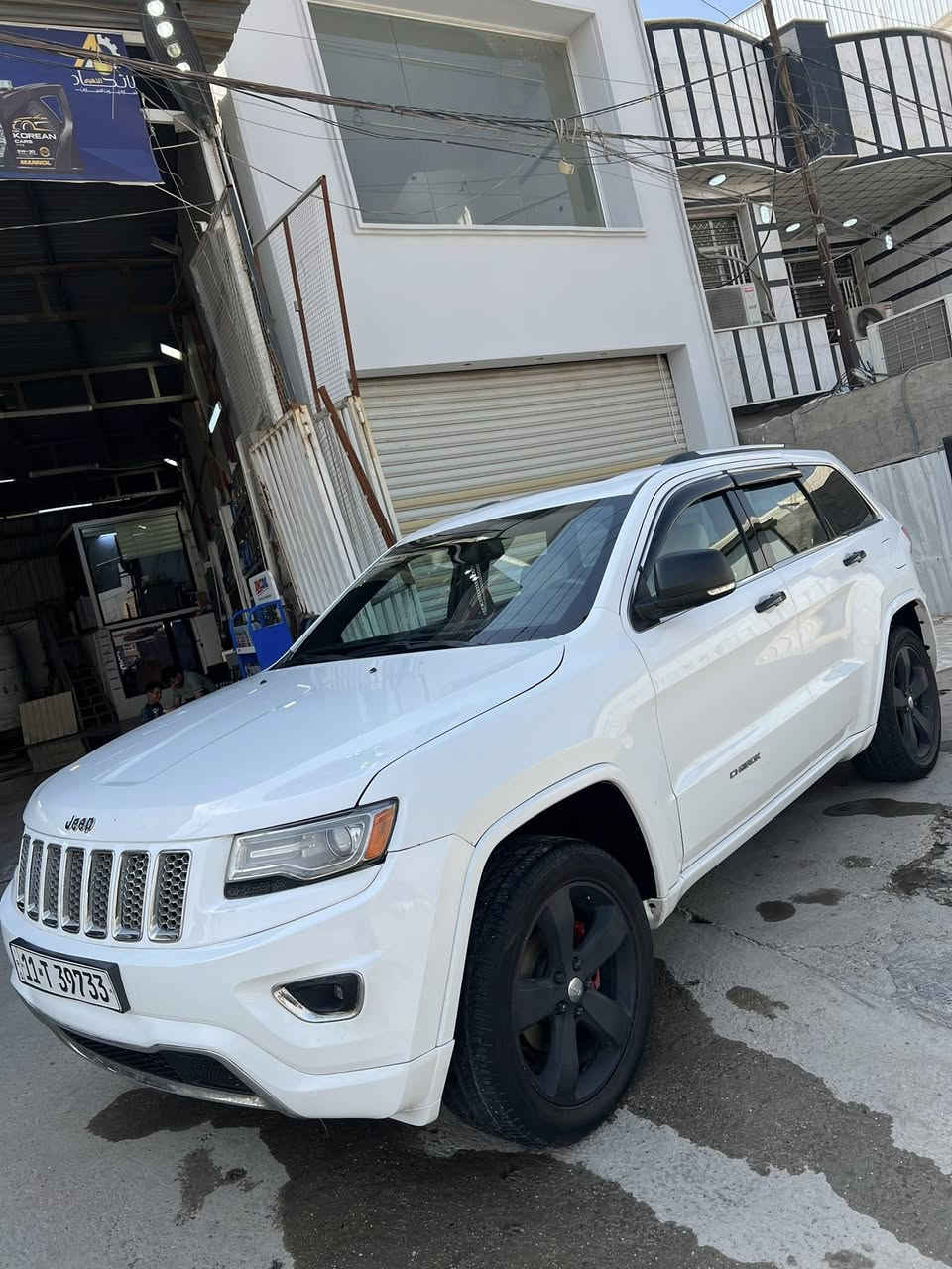 للبيع جيب اوفر لاند 2015 امريكي
مراوس فقط تاهو او دورنكو 
 (سياره باسمي سنويه وهزه ماصاقطه )
فول مواصفات جكات بانوراما صندوق كهرباء رادار تحكمات شاشه حساسات امامي خلفي مري قلاب كشنات كهربائي تدفئه تبريد مع استيرن تدفئه فور ويل خزن ميموري وبعد بيهه مواصفات هواي ...
حادث بيه قطع صبغ ابيع حزام 
السعر 178 وبيه مجال 
للاستفسار ***********
