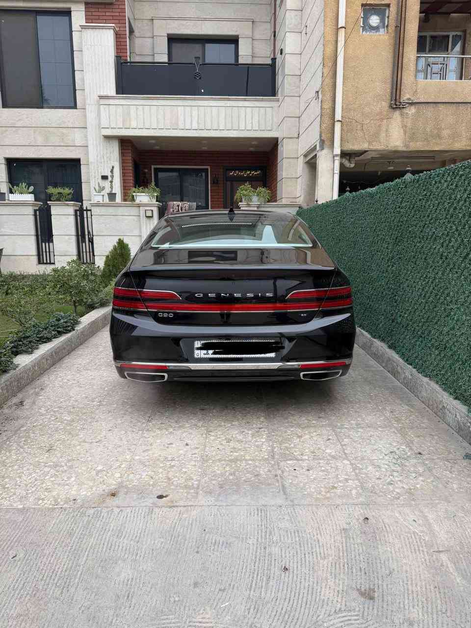 G90🚀vip جينيسس
موديل 2022
ماشية 46الف
فول مواصفات
رادارات داته شو
برده خلفيه قلاب
ابواب شفط
شاشات خلفيه
شنات تدفئه & تبريد
تخزين كشنات 4 ابواب
8 سلندر
رقم بغداد الدولي تحويل مباشر
هوايه بيه مواصفات لا تبديل ولا صبغ
السعر 40.000 مراوس حسب رغبه 
مكان السياره بغداد - شارع فلسطين
***********
