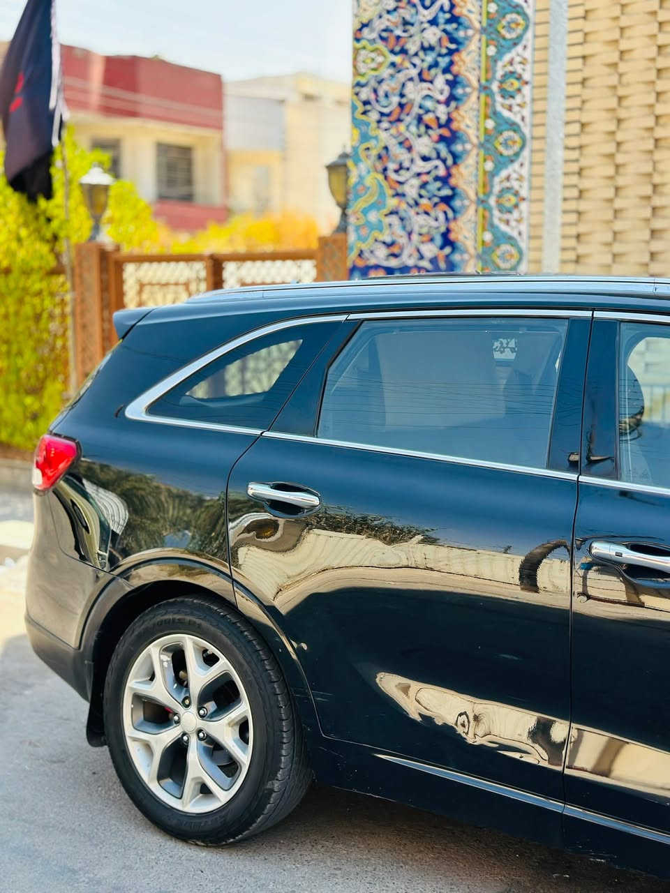 السلام عليكم السعر V6 158
سورنتو 2016 كفاله عامه سيارة عده بنيد صبغ حادث امريكه دعاميات فقط بدون ايرباك بدون دواخل مكينه 6 سلندر حداديه تبريد كلة جديد بغداد بسمي
vib موصفات
بنراما تدفة كشنات
كامرا خلفيه دواره
نحكمات سترين جهتين
ثلاث قطع تبريد
كشنات جلد خزن ميموري
ثلاث انضمه قياده وغنيه عن تعريف بعد بيهه مواصفات
بغداد ***********
