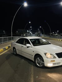 كراون شاهينه • مكينة V6 • رقم نجف