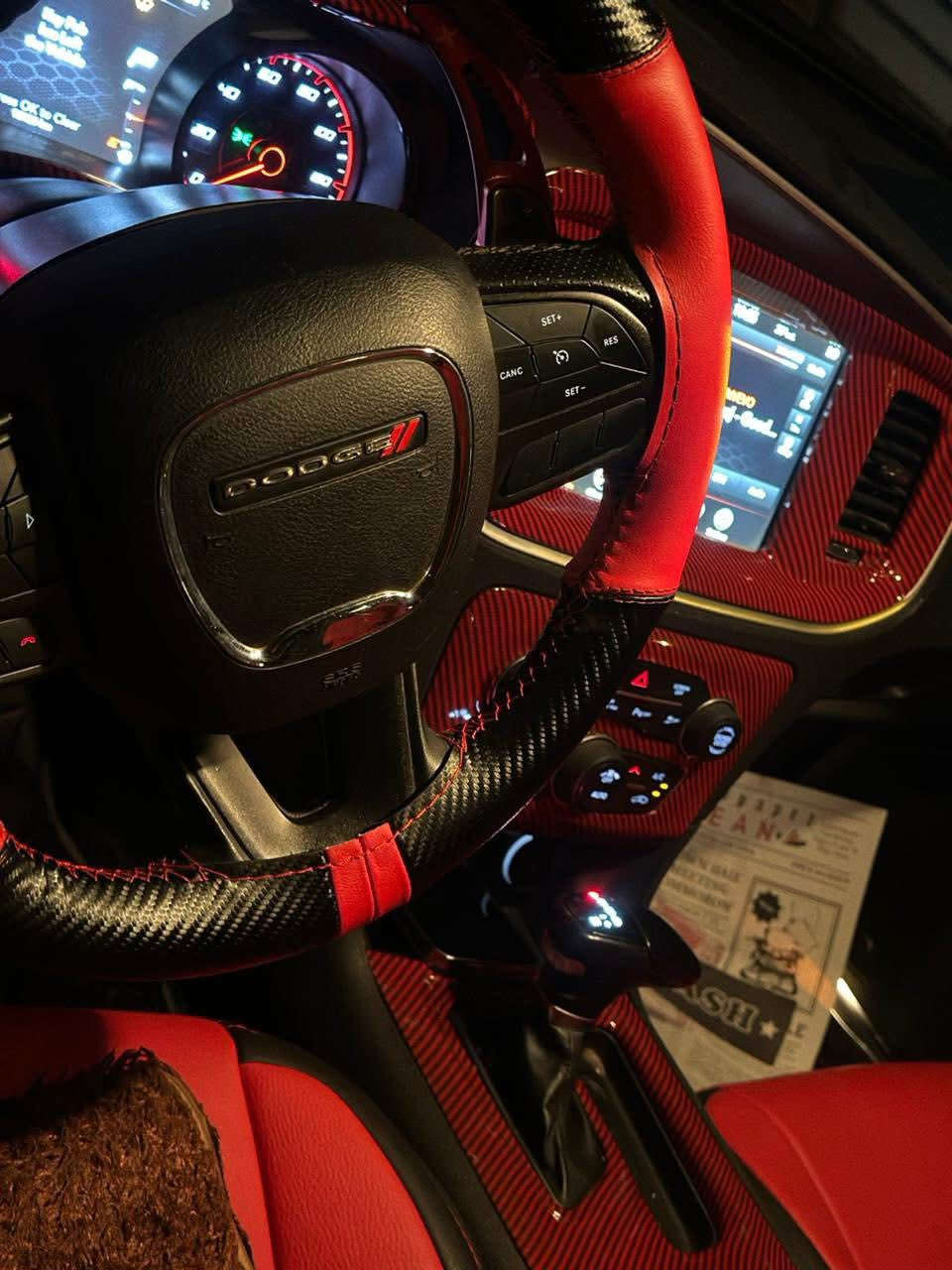 چالجر 2022 SXT السعر 23500 وبيها مجال
اللون زيتوني مميز 
رقمها شمالي وبأسمي السنوية تحويل بأي وقت 
نظام سبورت
نظام سوبر تراك باك
شفتات سيترن
ماشية 100
حادثها بسيط جداً 
جاملغ وشوية من البنيد 
محدثة وايد بدي 
كاميرا دوارة حساسات 
رادارات جانبية كشنات جلد تدفئة 
اشارات ترحيب هيتارات بالمرآة 
وبعد اكو تفاصيل 
رقمي ***********
