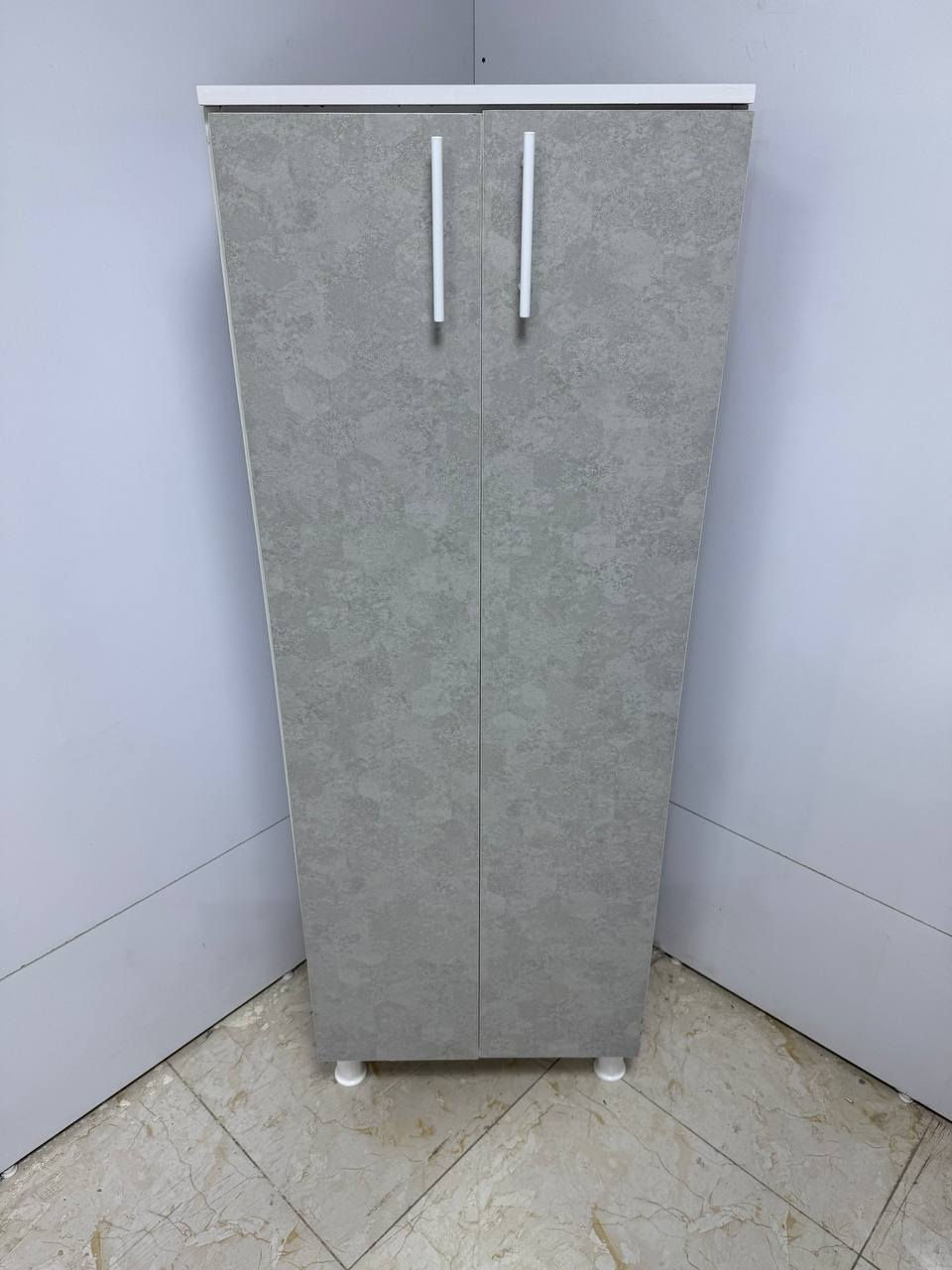 جزامه خشب 

القياسات 
165 سم الارتفاع 
 60 سم العرض 
33سم العمق 

السعر 95
التوصيل بغداد 5 الاف 
محافظات 10 الاف 

المحافظات المشموله بالتوصيل 

(كربلاء بابل نجف ديوانيه سماوه ناصريه عماره البصره صلاح الدين ديالى واسط الأنبار 👈🏻رمادي + فلوجه )


**إذا كنت صاحب هذا الإعلان وتريد حذفه لأي سبب، رجاءا أرسل رسالة إلى الدعم الفني**