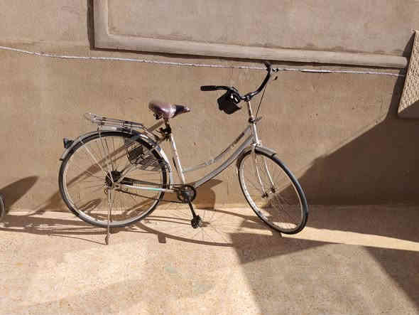 للبيع ٤٠ الف مكاني حي بكر 
***********
