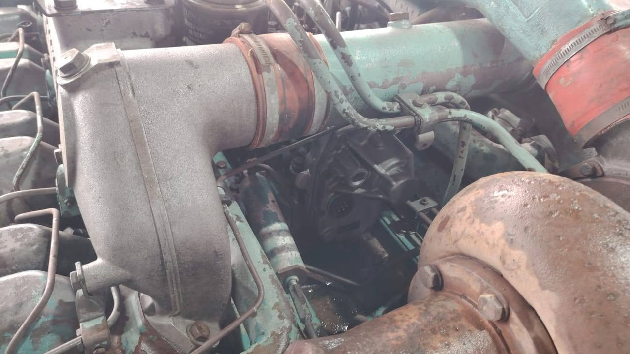 مكينه اسكانيا 143 اوربيه
04 كهربائي
بغداد
 ***********
