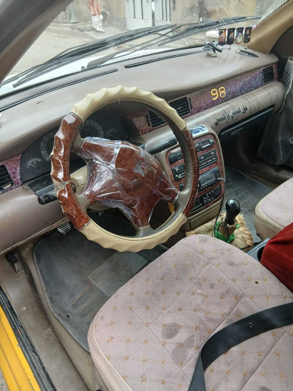 السلام وعليكم سمنت ٢٠١١ مصفره كامل
شرط التحويل رقمه واسط سياره نضيفه تبريد شغال اكلج جديد

بيه كور جديد  كهربائيات كامله سياره كامله العنوان بغداد الحسينيه السعر ٣٠ وبيه مجال للشراي

***********
