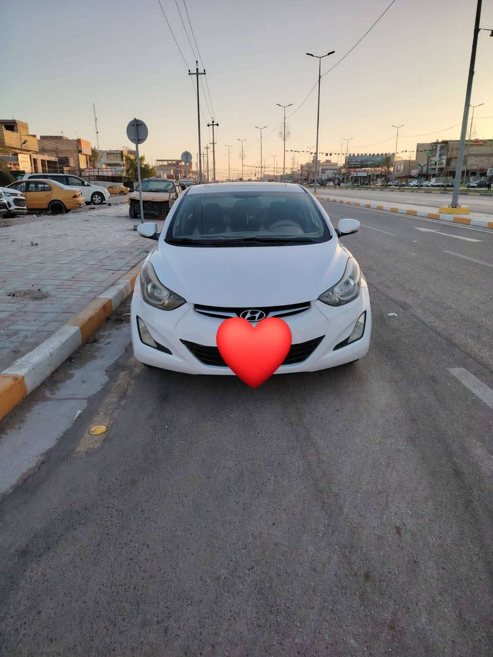اسلام عليكم  النتره موديل 2014  خليجي فول من عده البصمه بيهه جمالغ امبدل  بدون دواخل  وتبريد خير من الله دواخل هم  والرقم بابل وإنكليزي وبسمي   السعر 125 
مكان كربلاء.
رقم الهاتف.***********
